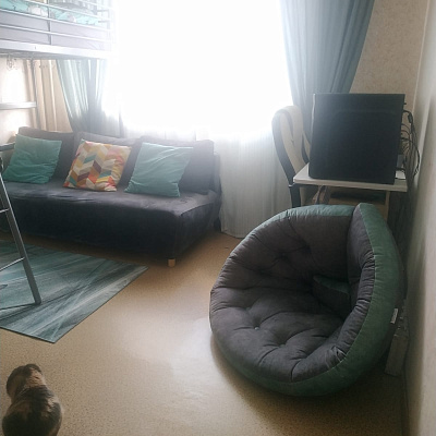 Удобное и качественное кресло для отдыха и чтения: отзыв и фото в интерьере. 5 звезд.